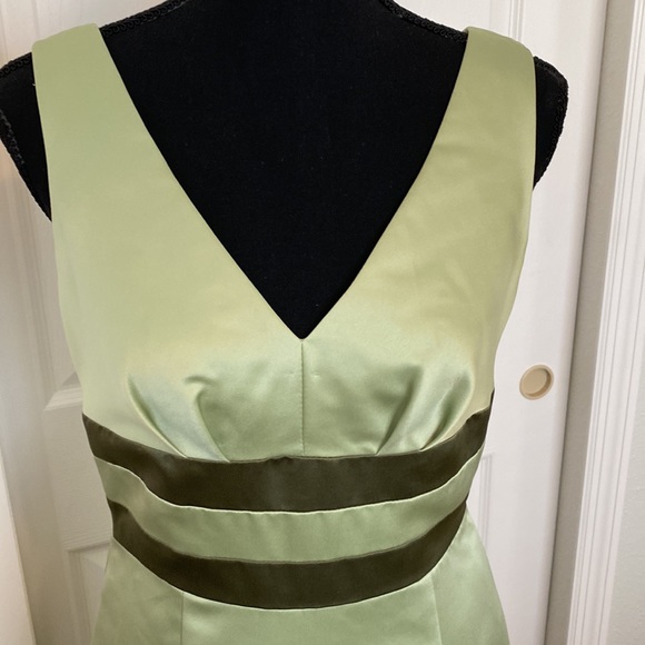 TALBOTS DRESS - Picture 2 of 10